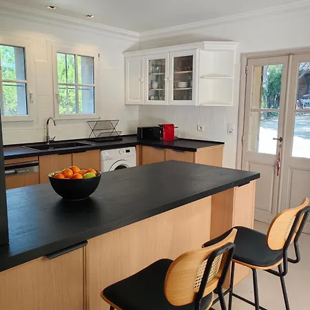 Villa Villacoucourelle Saintemaximecom Quiet Near & Center With Sea And Garden Views