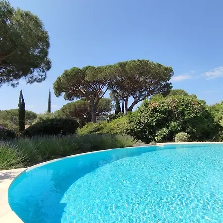 Villacoucourelle Saintemaximecom Quiet Near & Center With Sea And Garden Views La Garonnette-Plage